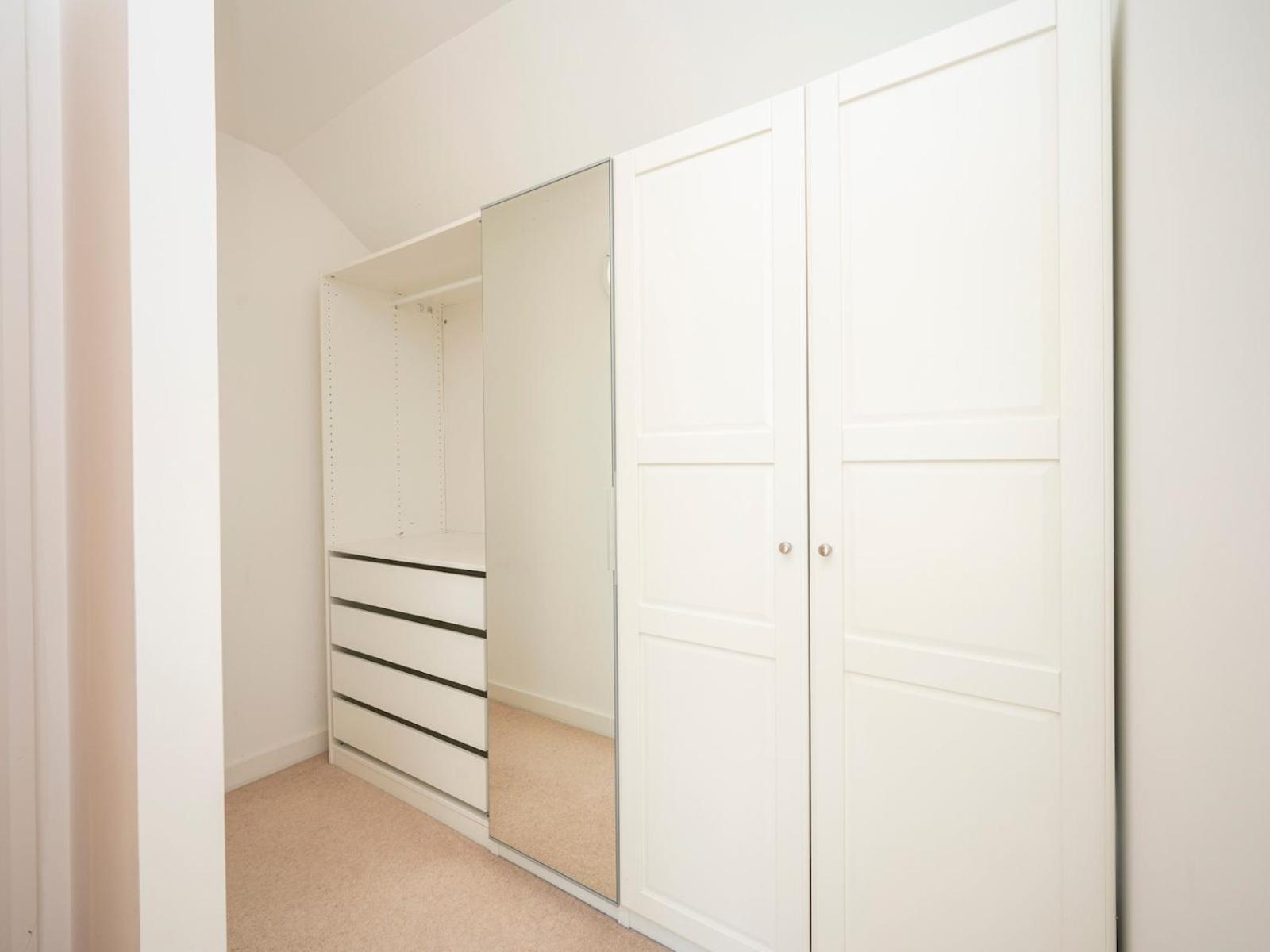 Holiday home Camberwell Central Spacious Townhouse Se5 Pass The Keys *