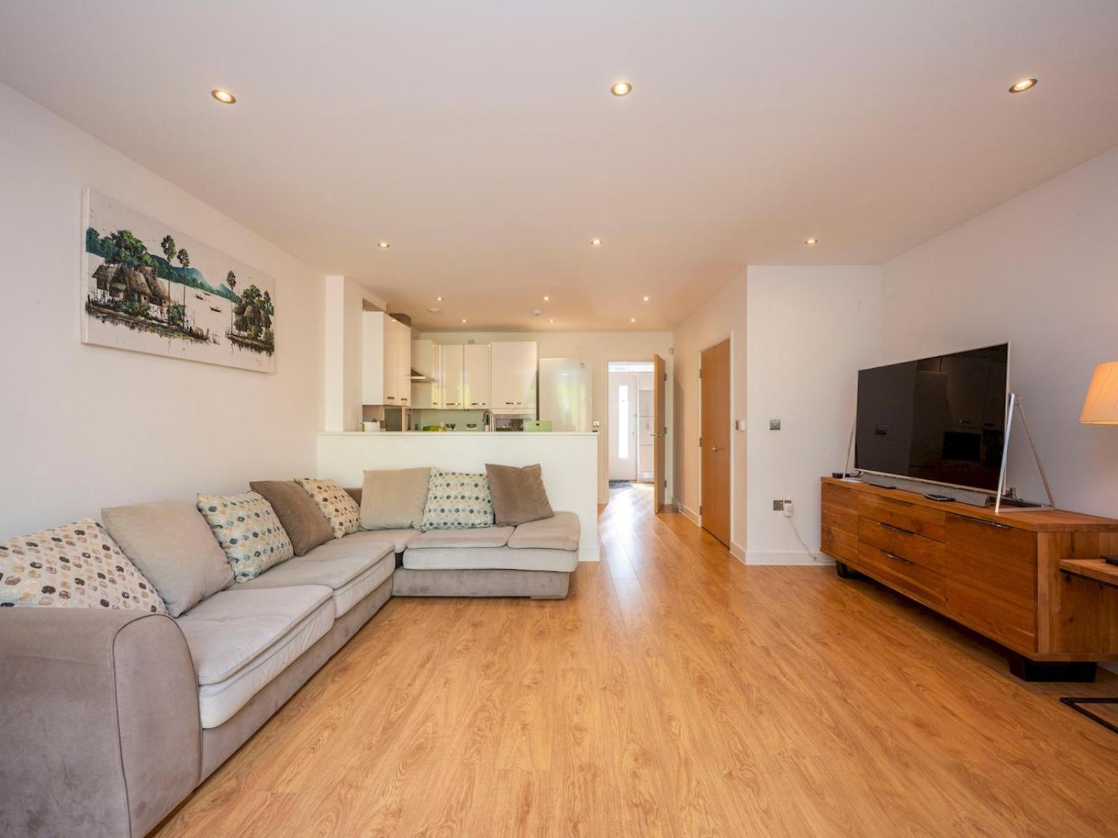 Camberwell Central Spacious Townhouse Se5 Pass The Keys * Londra