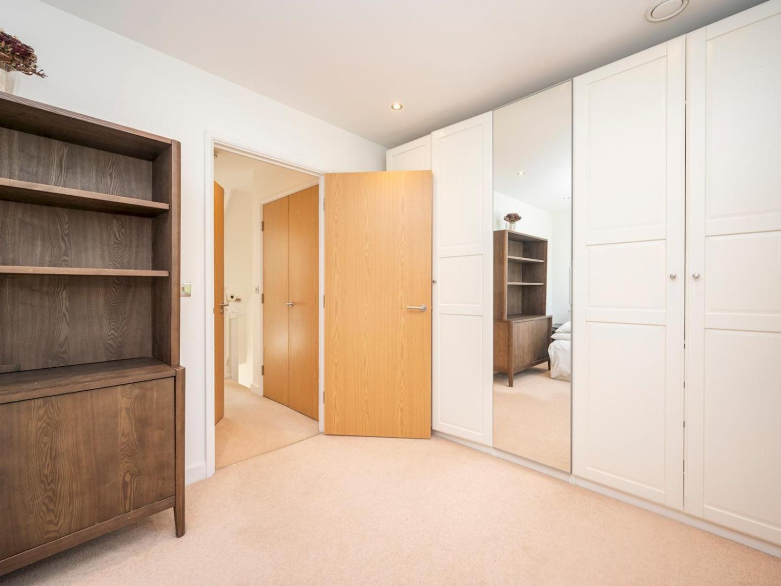 Camberwell Central Spacious Townhouse Se5 Pass The Keys Holiday home